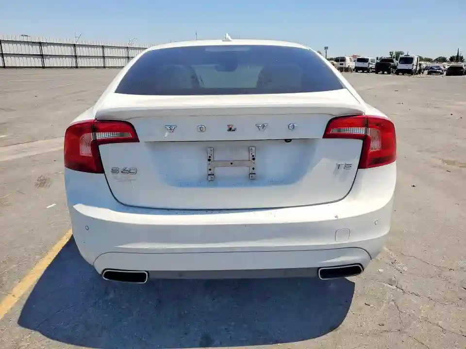 YV126MFK5G2392490 2016 VOLVO S60-5