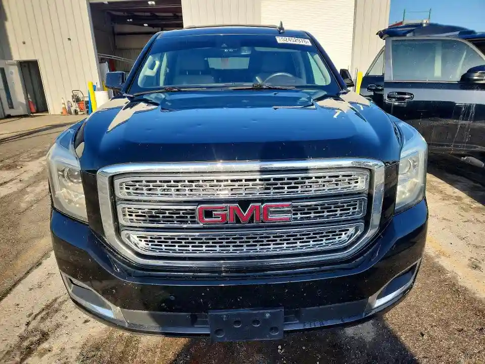 1GKS2GKC6JR366842 2018 GMC YUKON-4