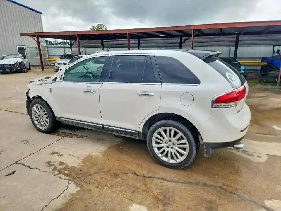 2LMDJ6JK6CBL02526 2012 LINCOLN MKX-1