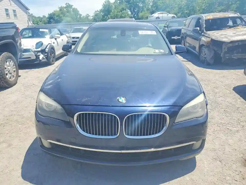 WBAKB8C55BCY66445 2011 BMW 7 SERIES-4