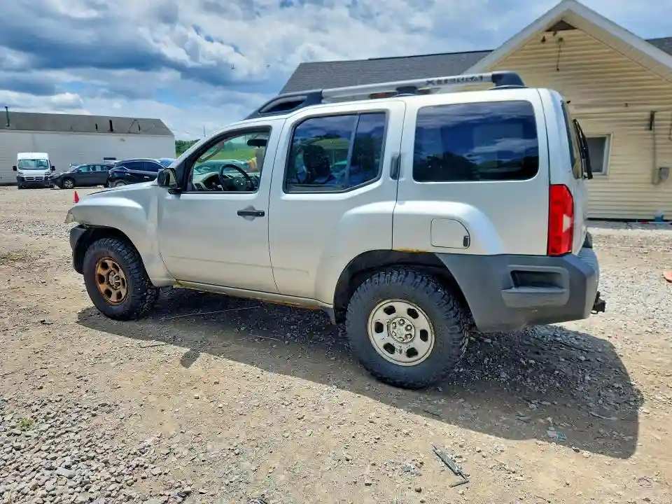 5N1AN0NW0AC517930 2010 NISSAN XTERRA-1