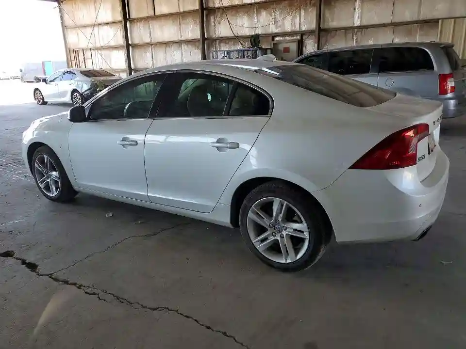 YV1612TD0F2301716 2015 VOLVO S60-1