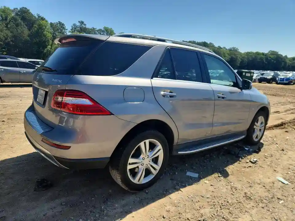 4JGDA2EB5CA025054 2012 MERCEDES-BENZ M-CLASS-2