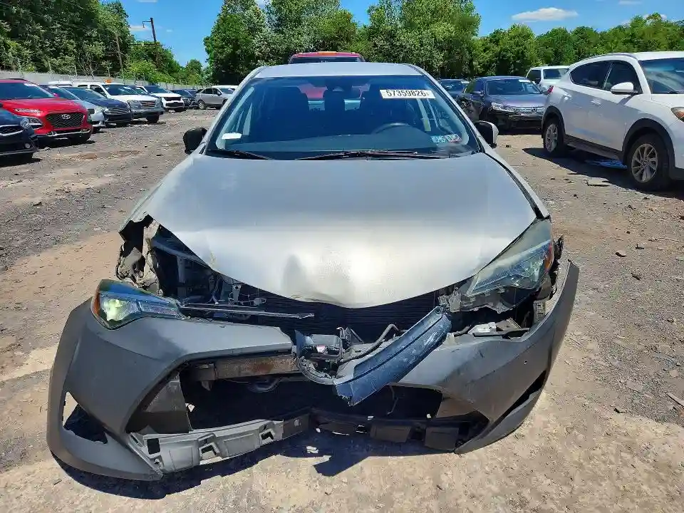 2T1BURHEXHC854092 2017 TOYOTA COROLLA-4