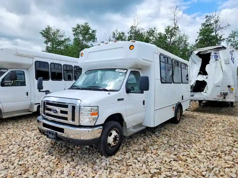 1FDFE4FSXHDC13744 2017 FORD ECONOLINE-1