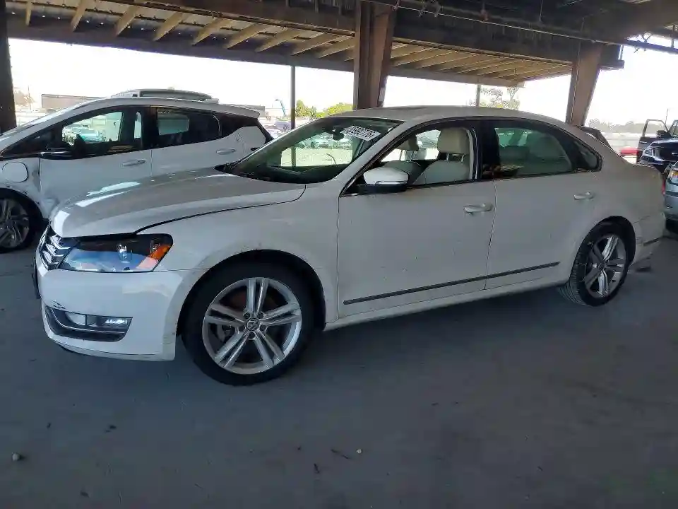 1VWCN7A37EC023228 2014 VOLKSWAGEN PASSAT-0