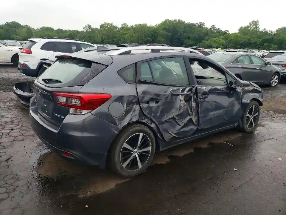 4S3GTAD61M3707218 2021 SUBARU IMPREZA-2