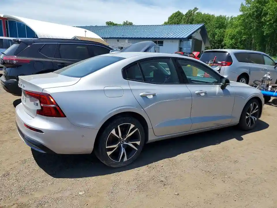 7JRL12TL8RG299531 2024 VOLVO S60-2