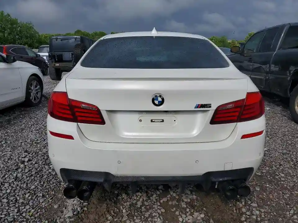 WBSFV9C52DC774089 2013 BMW M5-5