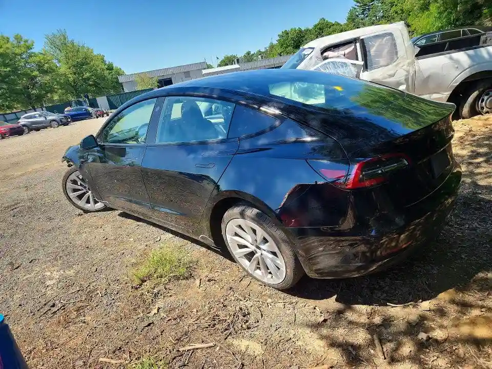5YJ3E1EA1PF434946 2023 TESLA MODEL 3-1