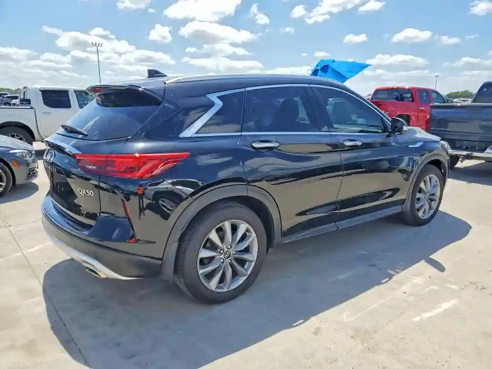 3PCAJ5BB6MF108885 2021 INFINITI QX50-2