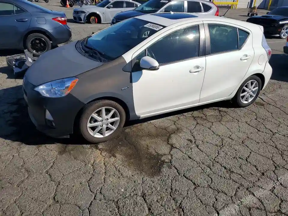 JTDKDTB39C1025919 2012 TOYOTA PRIUS-0