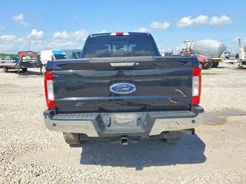 1FT7W2B66JEC76956 2018 FORD F250-5