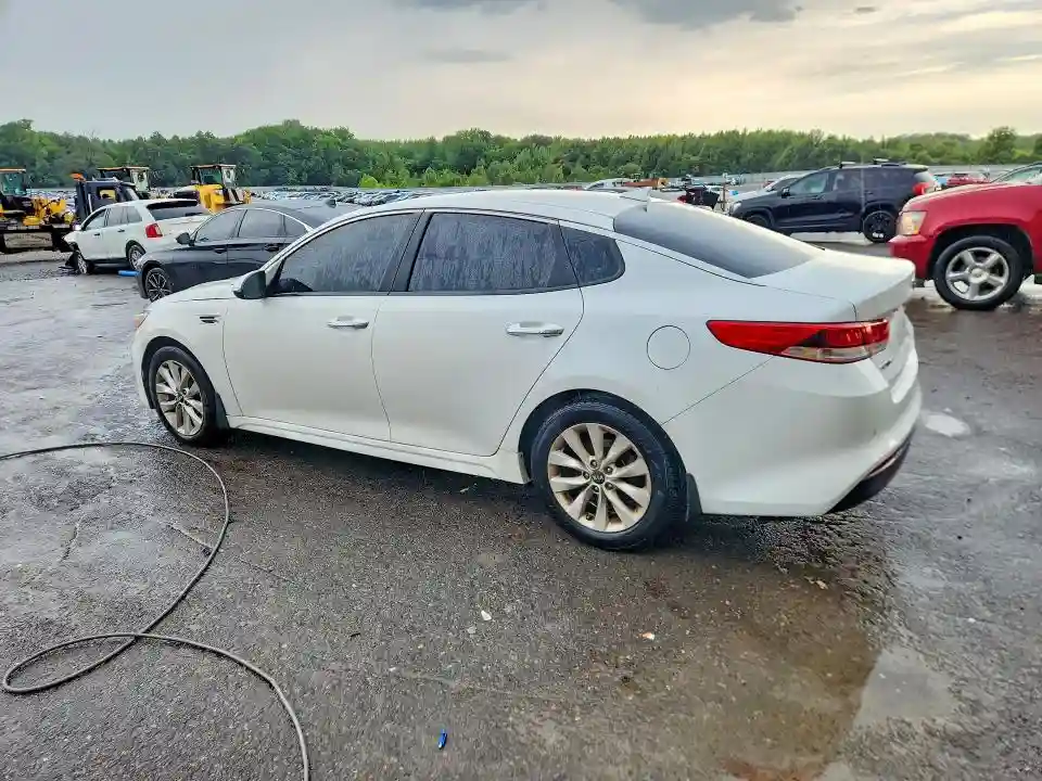 5XXGT4L3XJG259310 2018 KIA OPTIMA-1