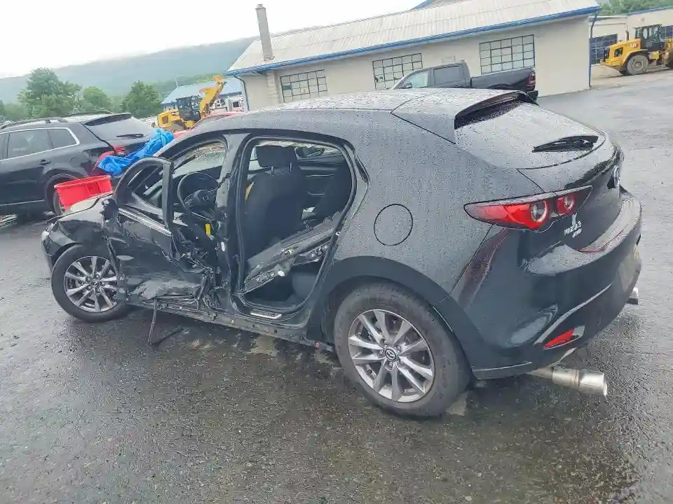 JM1BPAJL1N1515190 2022 MAZDA 3-1