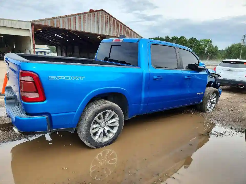 1C6RREJT4NN169636 2022 RAM 1500-2