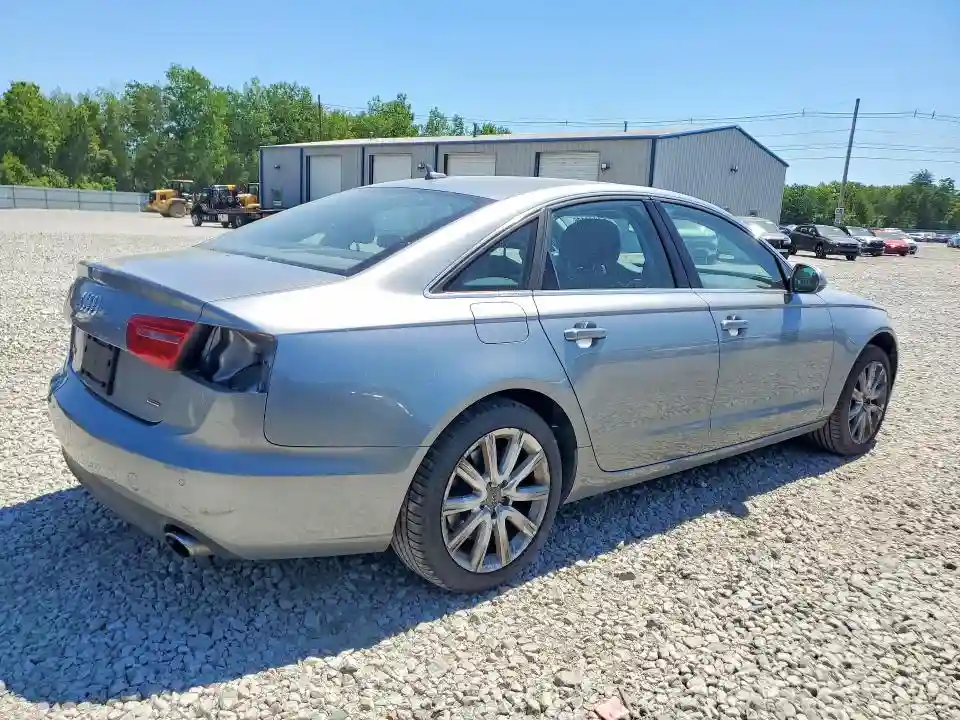 WAUGFAFC8FN003385 2015 AUDI A6-2