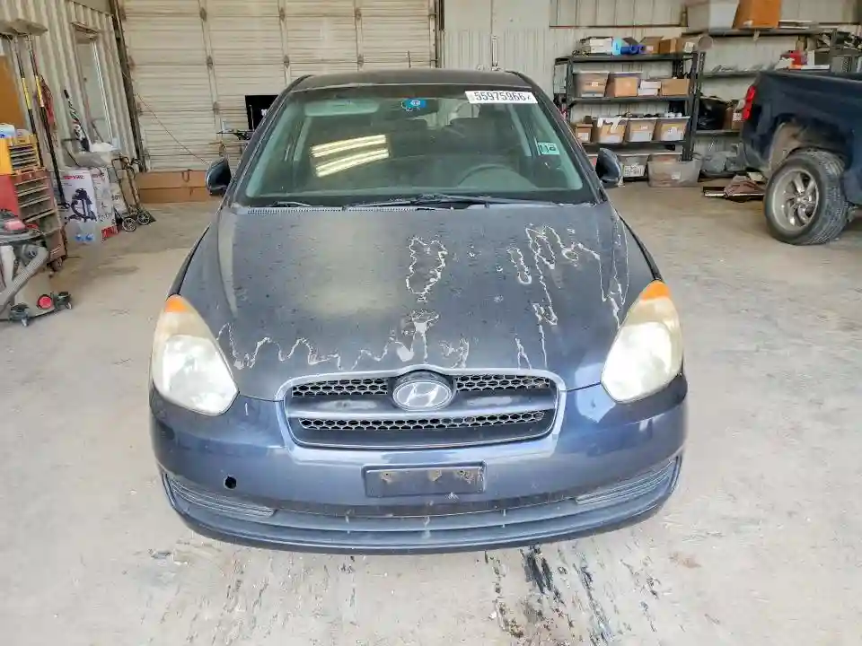 KMHCM3AC8BU197969 2011 HYUNDAI ACCENT-4