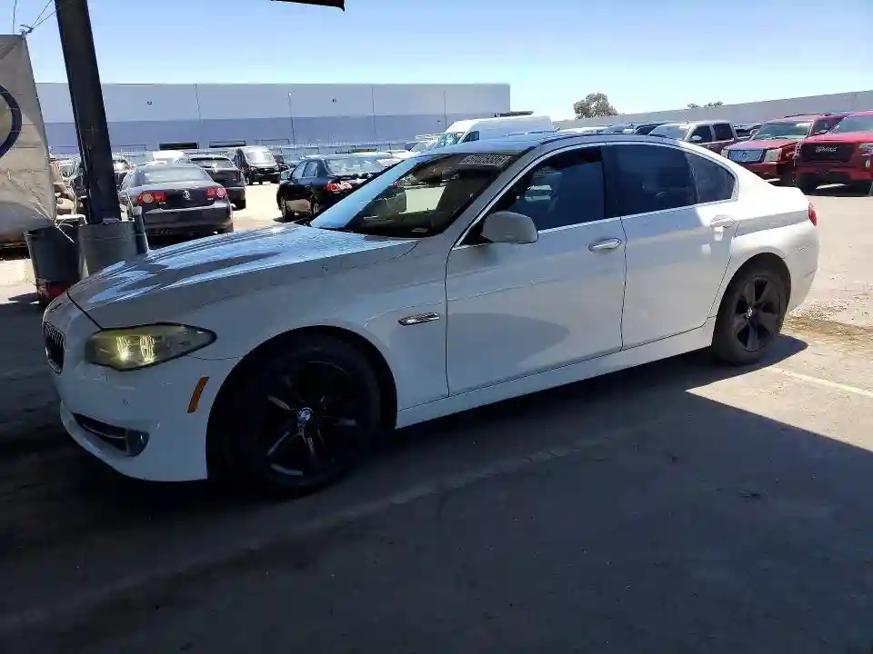 WBAXG5C52DD230181 2013 BMW 5 SERIES-0
