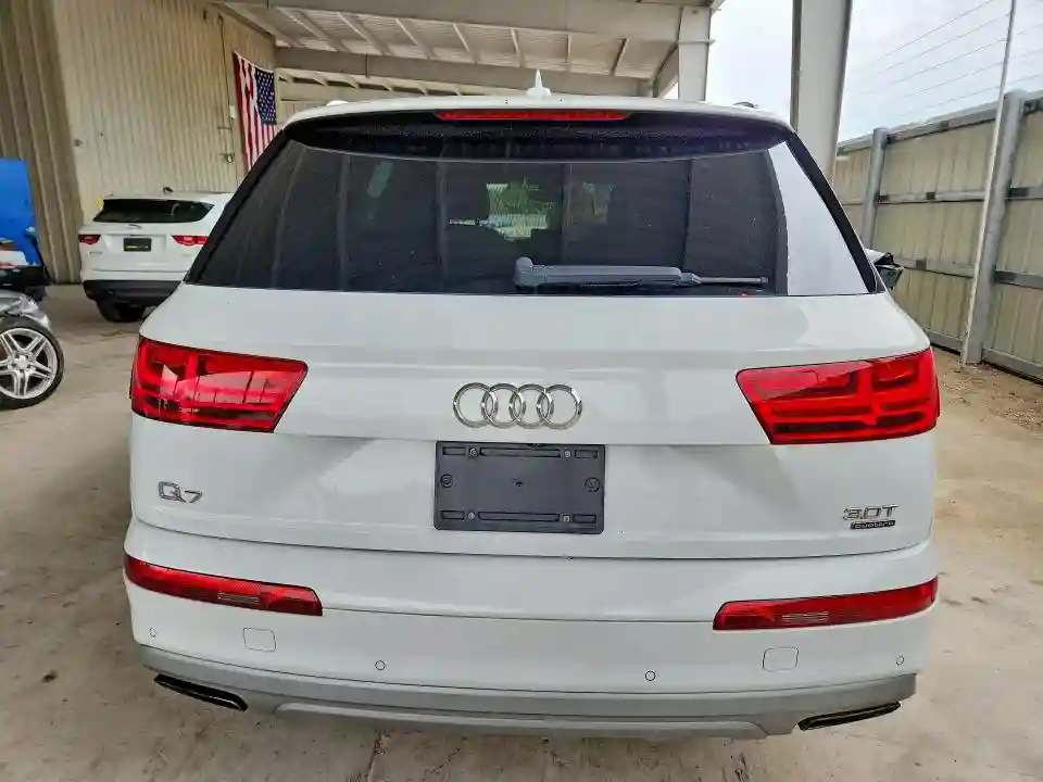 WA1VAAF7XHD021109 2017 AUDI Q7-5