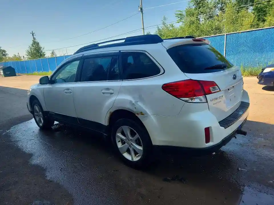 4S4BRGBC9E3265726 2014 SUBARU OUTBACK-1