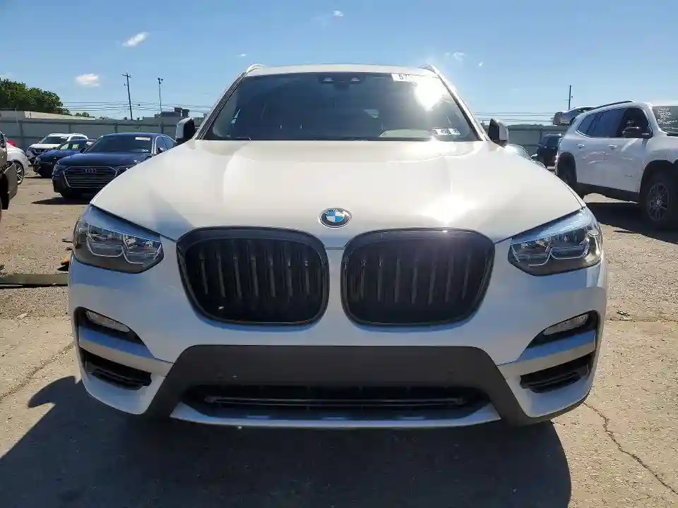 5UXTR9C52KLR05516 2019 BMW X3-4
