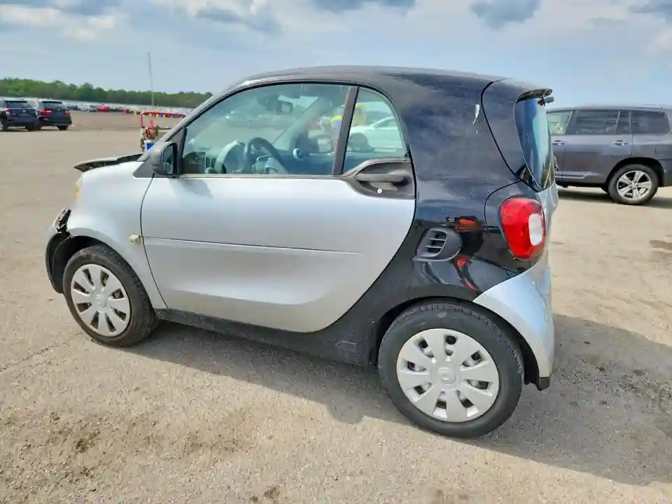 WMEFJ5DA4GK057339 2016 SMART FORTWO-1