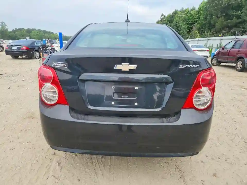 1G1JA5SH3F4185883 2015 CHEVROLET SONIC-5
