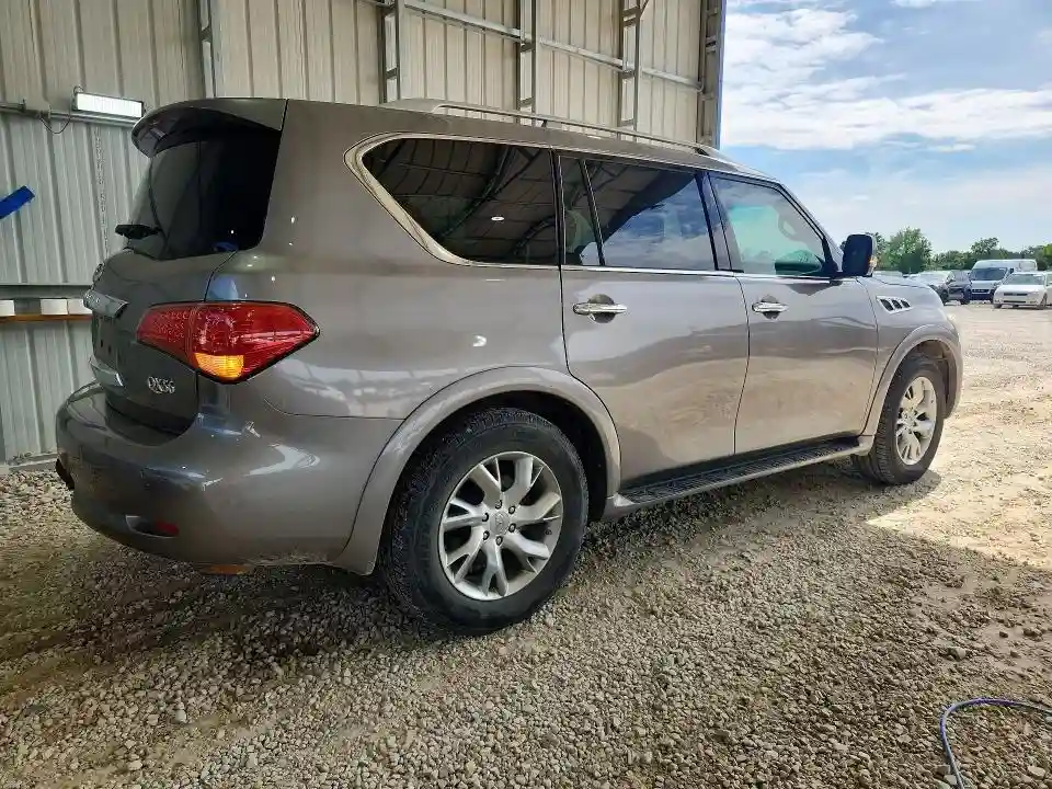 JN8AZ2NF2B9501686 2011 INFINITI QX56-2
