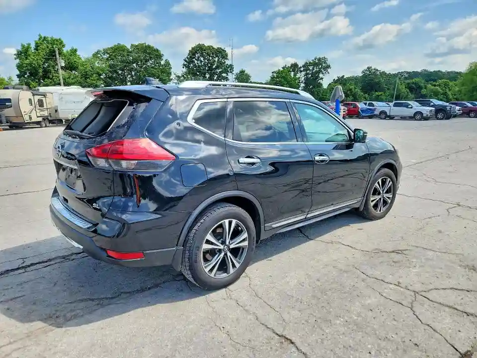 5N1AT2MT5HC818955 2017 NISSAN ROGUE-2