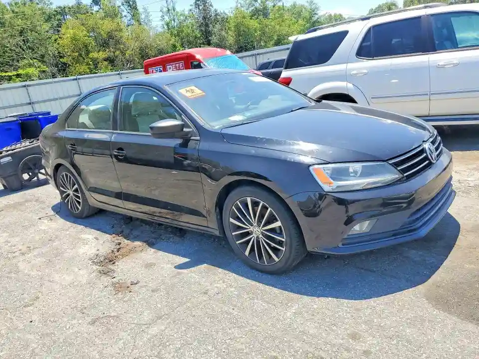3VWD17AJ2GM414514 2016 VOLKSWAGEN JETTA-3