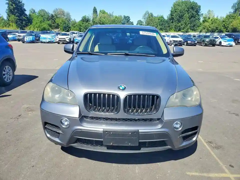 5UXZW0C55BL368543 2011 BMW X5-4