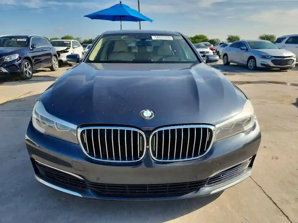 WBA7E2C59GG547575 2016 BMW 7 SERIES-4