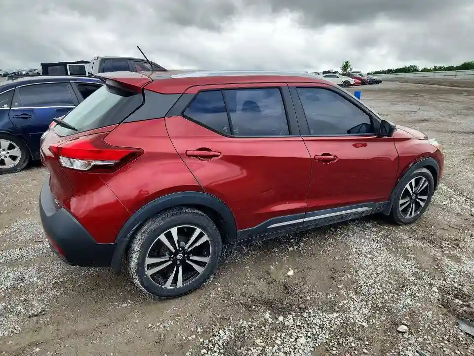 3N1CP5CU1JL531882 2018 NISSAN KICKS-2