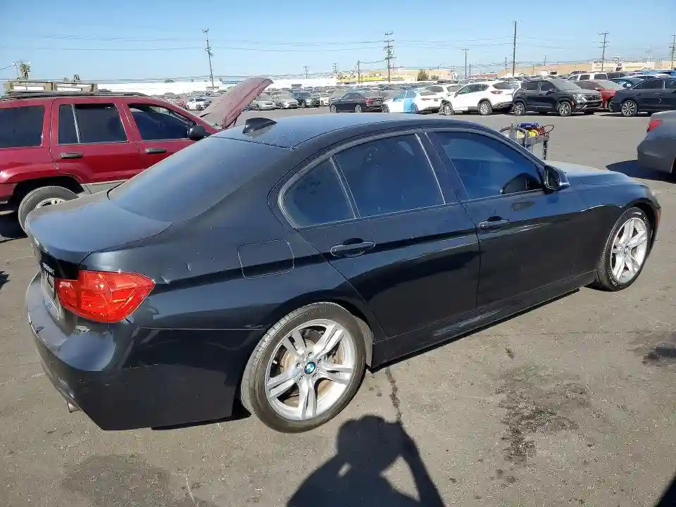 WBA3A9C59EF479039 2014 BMW 3 SERIES-2