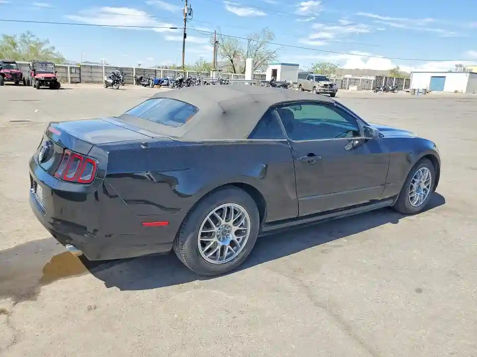 1ZVBP8EM0D5217066 2013 FORD MUSTANG-2
