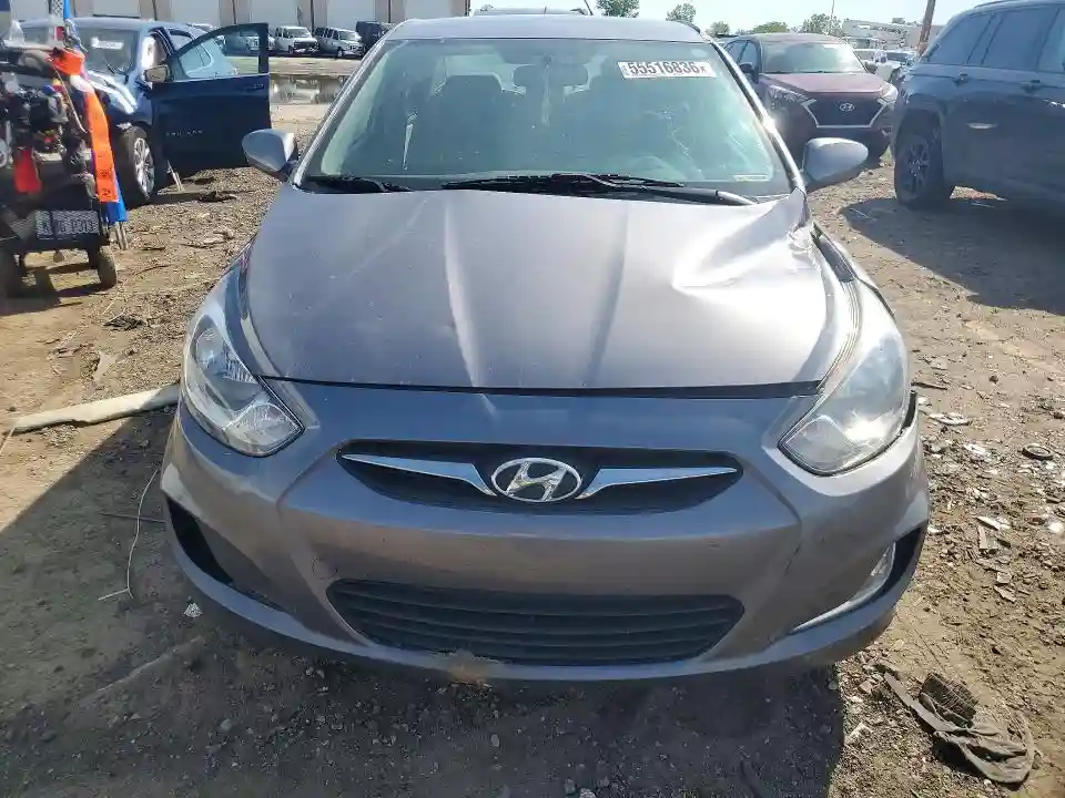 KMHCU4AE6DU577807 2013 HYUNDAI ACCENT-4