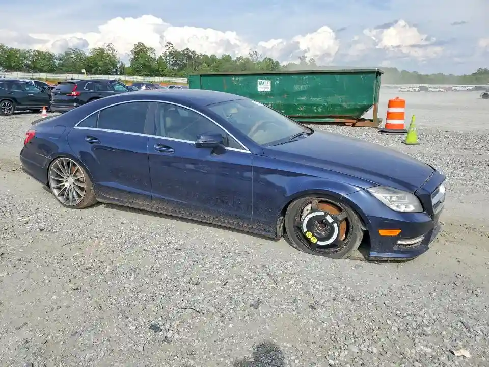 WDDLJ7DB0DA083241 2013 MERCEDES-BENZ CLS-CLASS-3