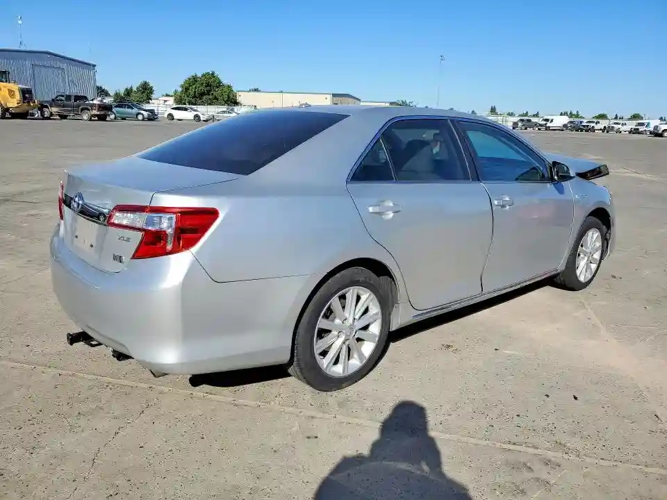 4T1BD1FK8EU130809 2014 TOYOTA CAMRY SOLA-2