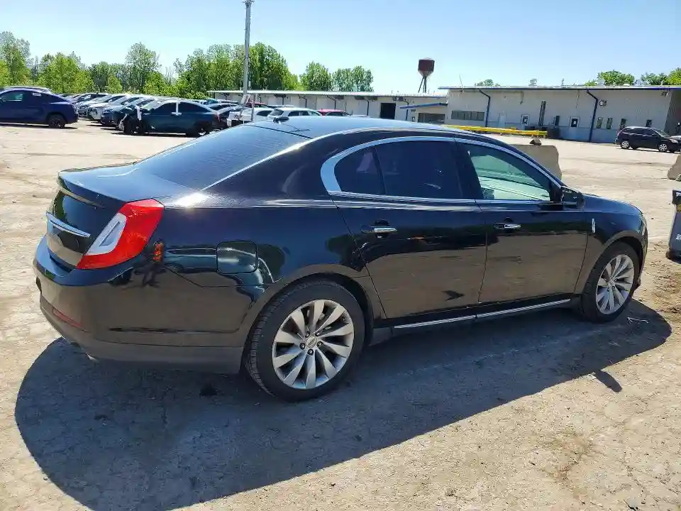 1LNHL9EK9GG603194 2016 LINCOLN MKS-2