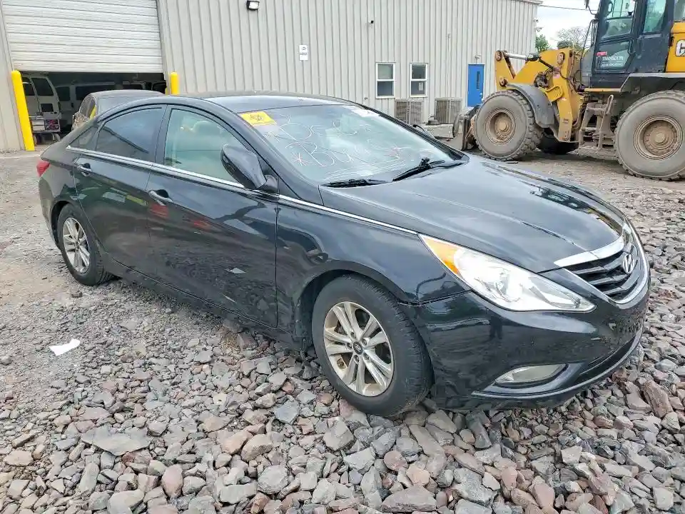 5NPEB4AC8DH703953 2013 HYUNDAI SONATA-3
