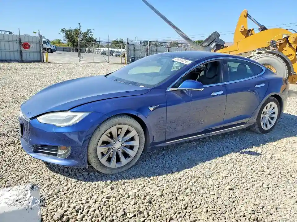 5YJSA1E2XJF247339 2018 TESLA MODEL S-0
