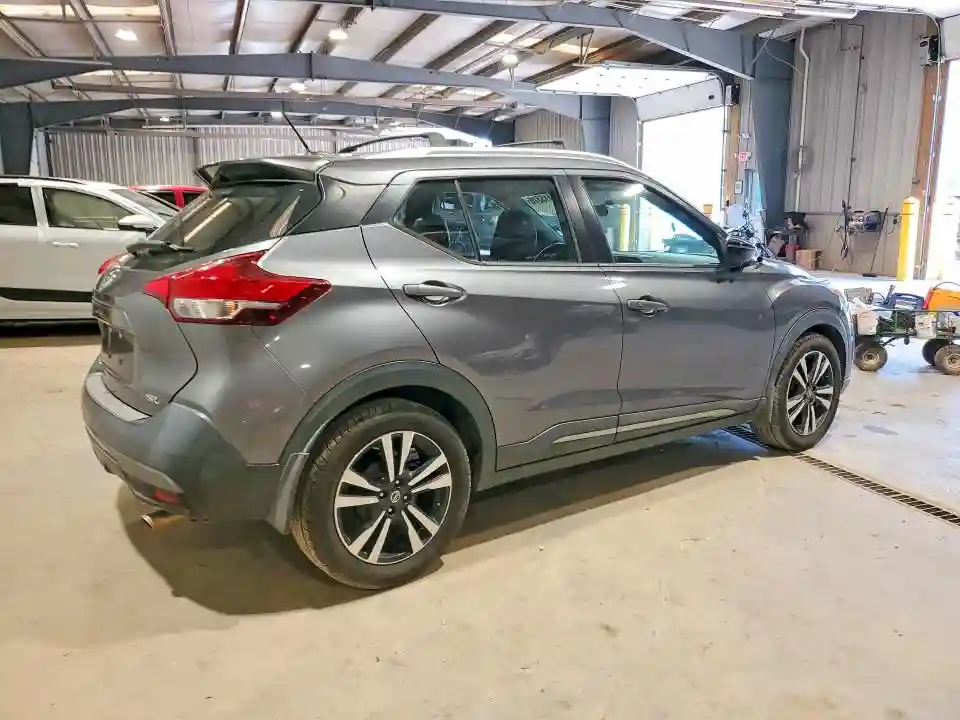3N1CP5CU9KL515320 2019 NISSAN KICKS-2