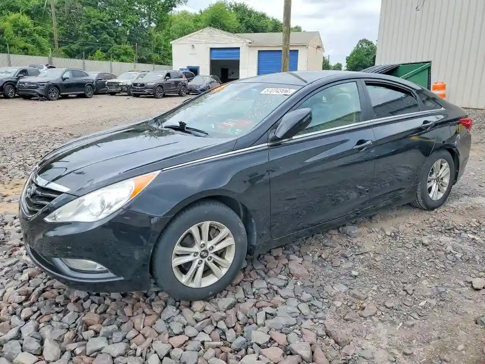 5NPEB4AC8DH703953 2013 HYUNDAI SONATA-0