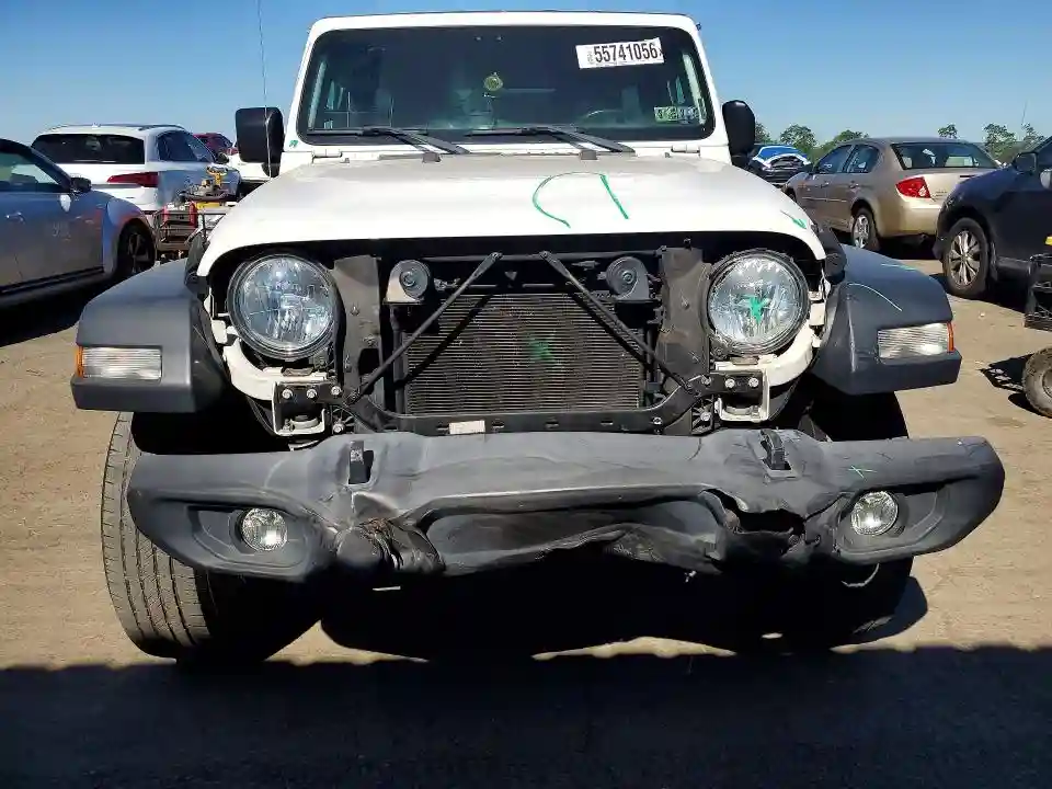 1C4HJXDG9JW115887 2018 JEEP WRANGLER-4