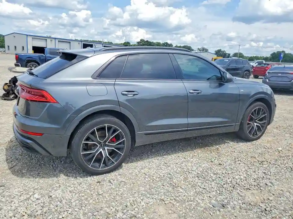WA1EVAF15KD042165 2019 AUDI Q8-2