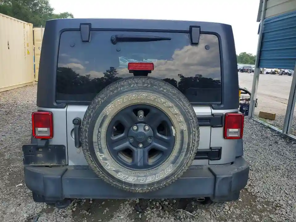 1C4BJWKG7JL830610 2018 JEEP WRANGLER-5