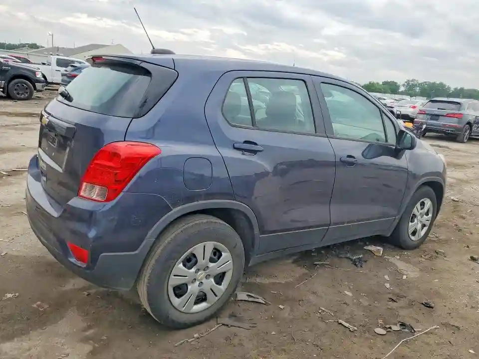 3GNCJKSB7JL221840 2018 CHEVROLET TRAX-2