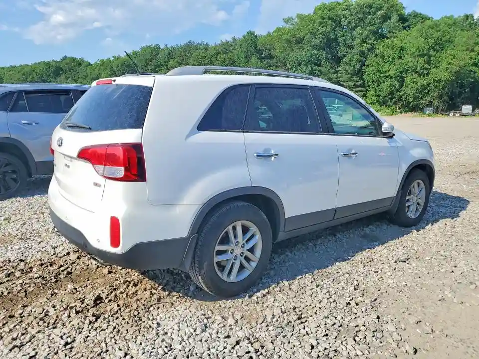 5XYKT4A79FG585599 2015 KIA SORENTO-2