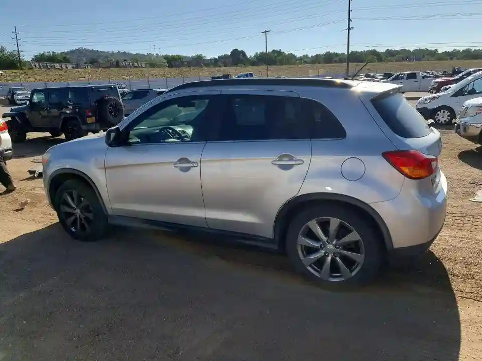 4A4AR5AU2DE022561 2013 MITSUBISHI OUTLANDER-1